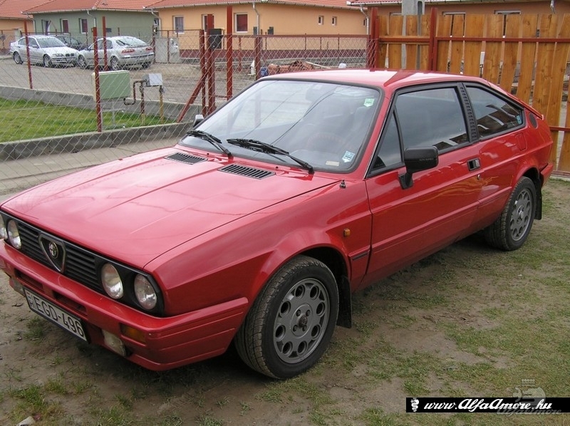 Members toto Alfasud Sprint 15 17 8V 