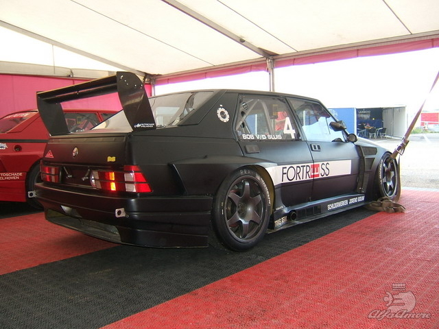 Alfa 75 IMSA